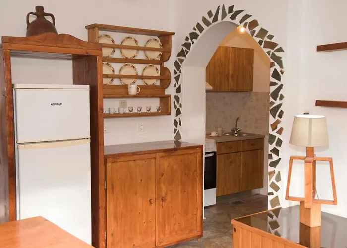 Papafragas Studios Pachaina