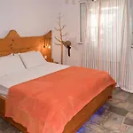 Papafragas Apartman *