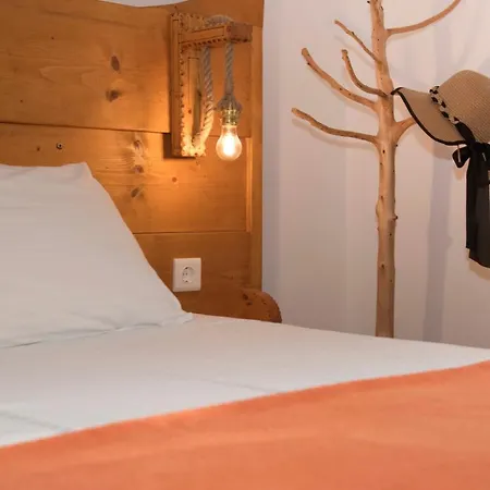 Apartman Papafragas Páhena