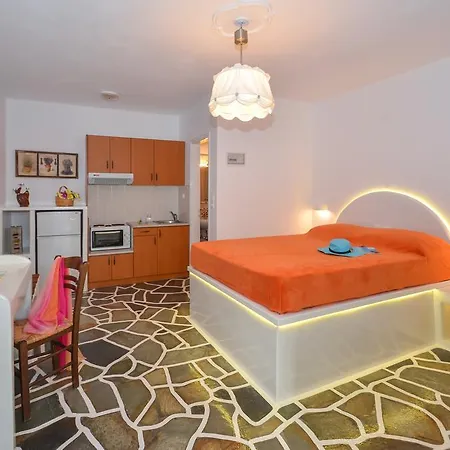 Papafragas Apartment Pachaina