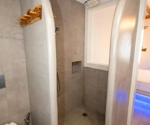 Papafragas * Páhena