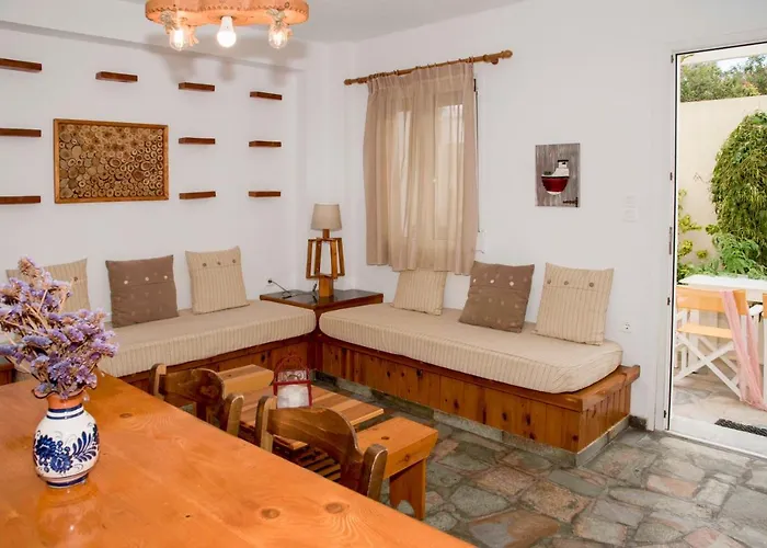 Papafragas Apartman Páhena